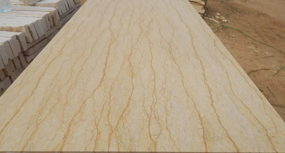 MARMURA SILVIA LUCIOS [4]