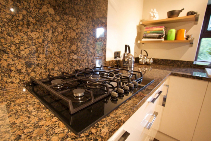 GRANIT BALTIC BROWN [2]