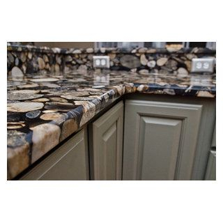 GRANIT BLACK MARINACE [2]