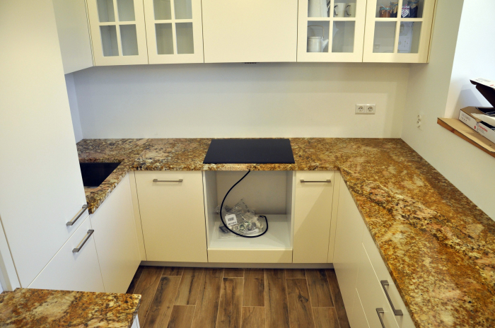 GRANIT IMPERIAL GOLD [6]