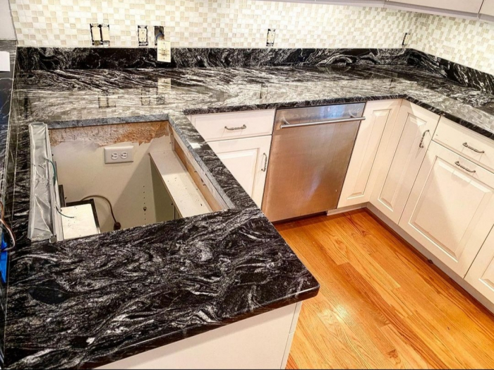 GRANIT BLACK FOREST [9]