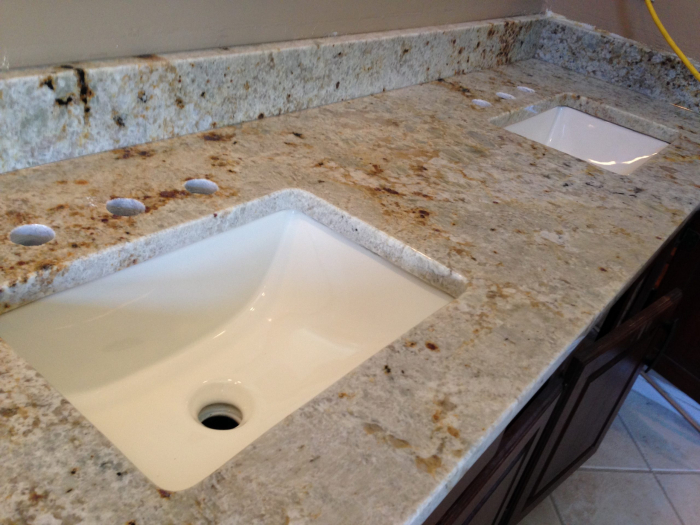 GRANIT COLONIAL CREAM [3]