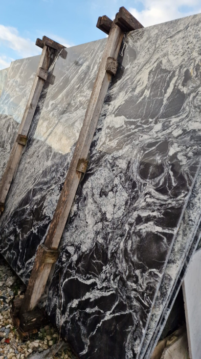 GRANIT BLACK FOREST [4]