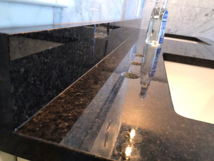 GRANIT BLACK PEARL [2]