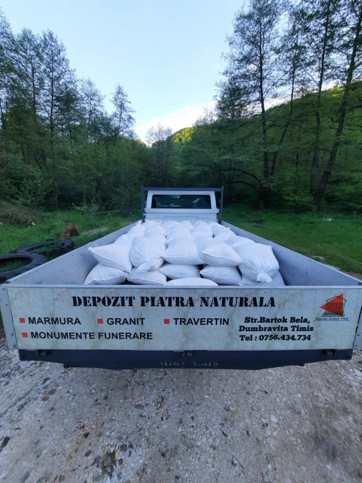 MOZAIC DECORATIV DIN MARMURA ALBA [3]