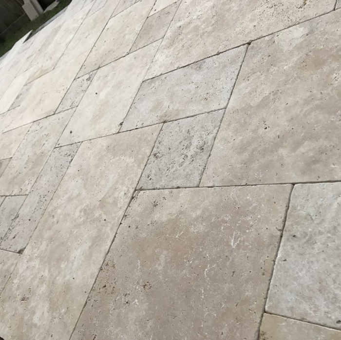 TRAVERTIN RUSTIC FRENCH PATTERN [5]