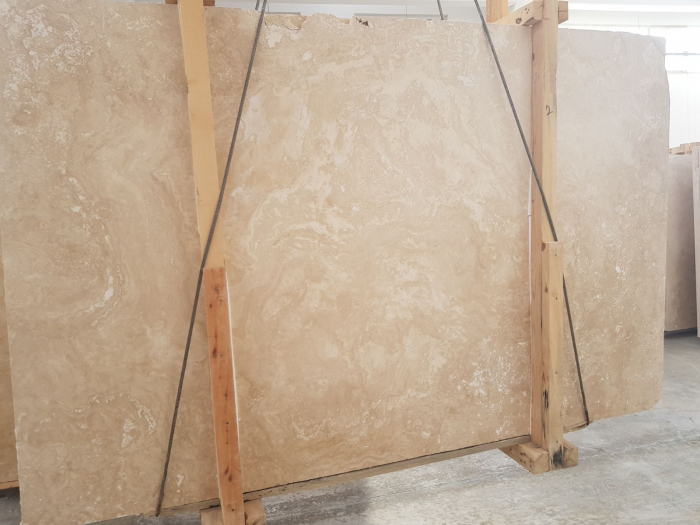 TRAVERTINE LIGHT CROSS CUT [1]