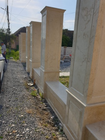 MARMURA MENIA LUCIOS [1]