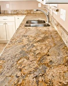 BLATURI - GRANIT NEW IMPERIAL GOLD