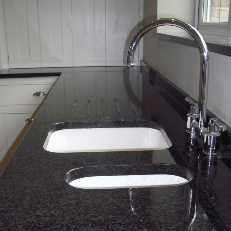 GRANIT BLACK PEARL [2]