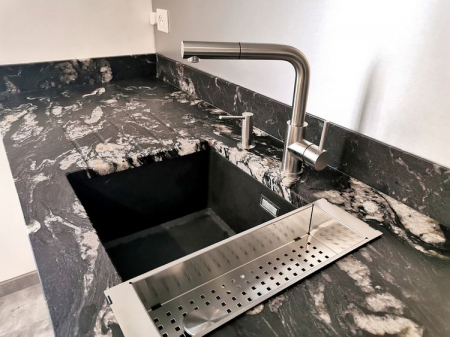 BLATURI - GRANIT BLACK COSMIC