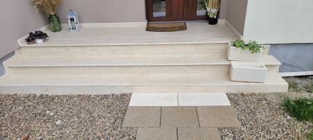 MARMURA MENIA LUCIOS / PERIAT [11]