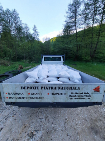 MOZAIC DECORATIV DIN MARMURA ALBA [2]