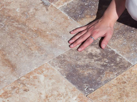 TRAVERTIN SCABAS 61X40,6X1,2 CM [2]
