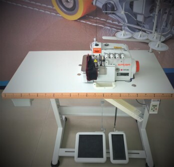 Masina de surfilat cu 2 ace 4 fire SIRUBA 747L-514M3-24 [1]