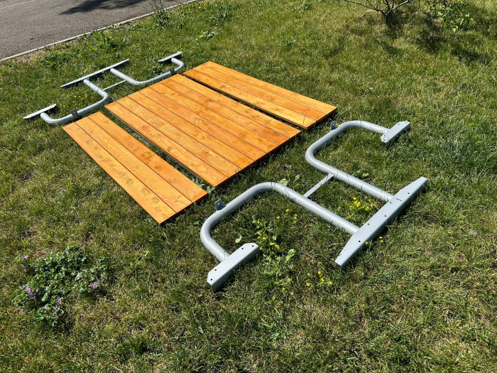 Masa Picnic cu Bancute Massive Design | Structura Metalica [2]