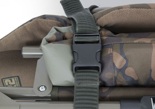 Pat pliant FOX R-Series Camo Bedchairs - R2 Standard [11]