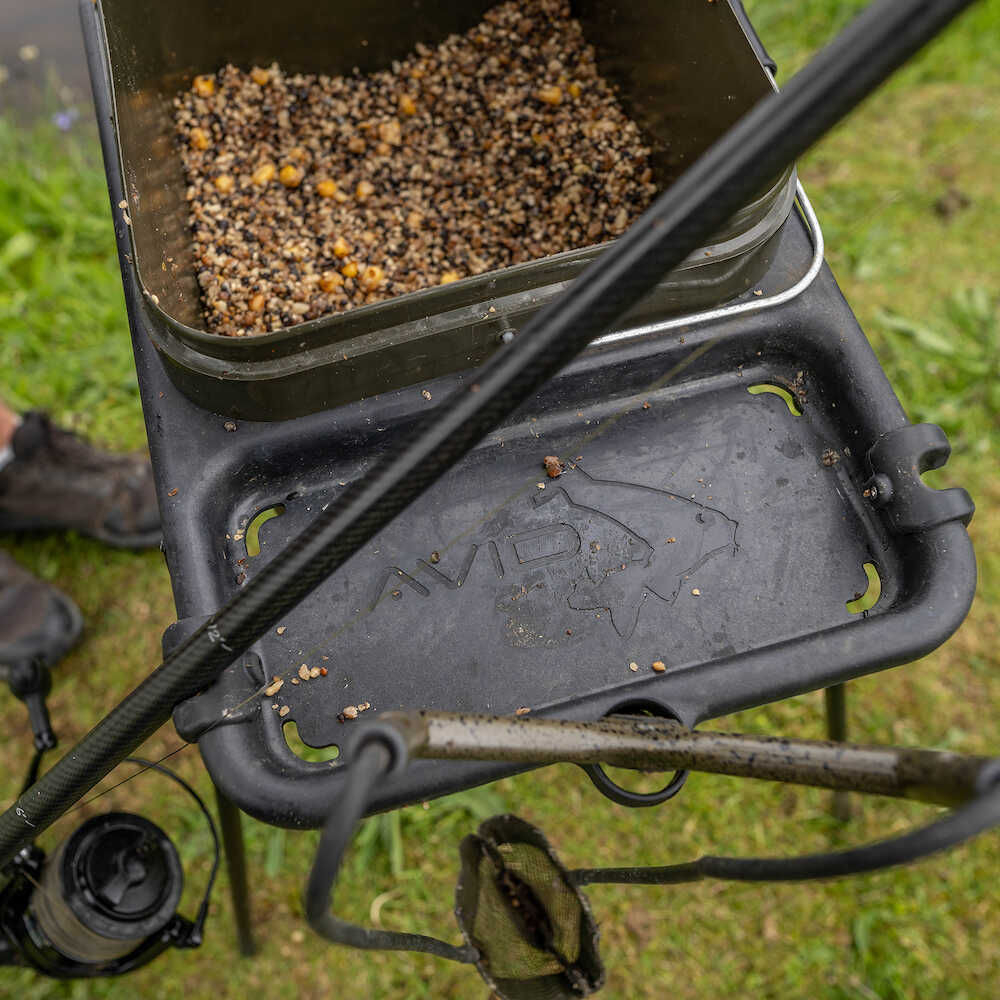 Стойка для ведра Avid BAIT STATION KIT [8]