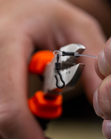 Инструмент для зажима флюрокарбона Fox EDGES™ Crimp Pliers [3]