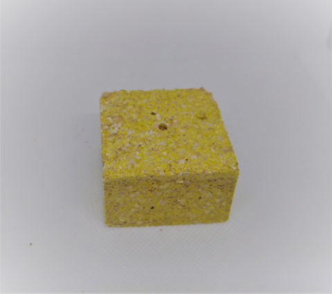 Momeala artificiala - Cub macuc LAPTE Condensat 80g 45x45mm