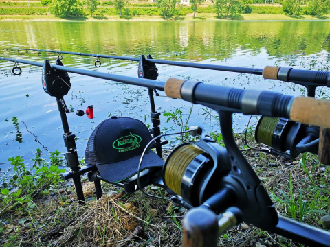 Fir monofilament KATRAN SYNAPSE Carp 0.309mm 1000m [6]
