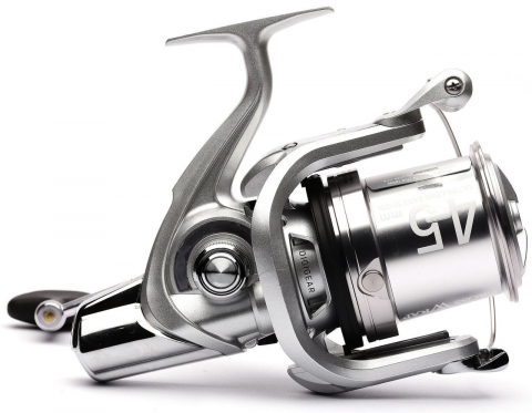 Pescuit la crap - Mulineta Daiwa 20 Crosscast Surf 45 SCW 5000C QD