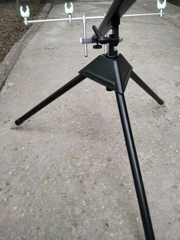 Rod Pod Feima pentru 4 undițe (cu 3 picioare) [2]