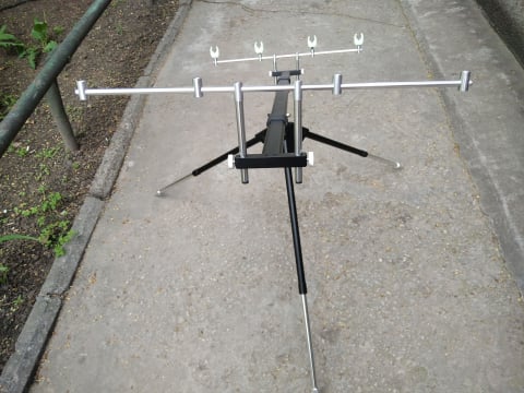 Rod Pod Feima pentru 4 undițe (cu 3 picioare) [4]