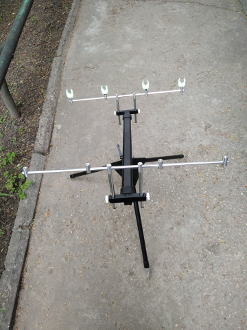 Rod Pod Feima pentru 4 undițe (cu 3 picioare) [3]