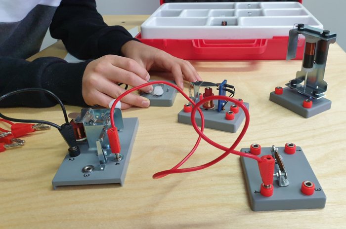 Circuite electrice elemente de baza [4]