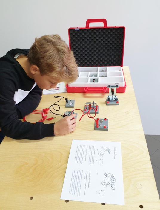 Circuite electrice elemente de baza [6]