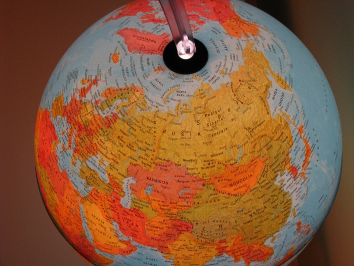 Glob geografic pamantesc iluminat, 30 cm [10]