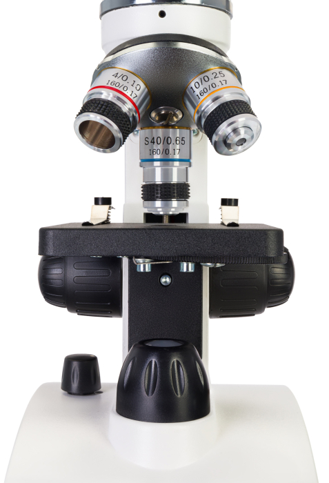 Microscop Discovery Femto Polar cu camera de 3 Mpx [6]