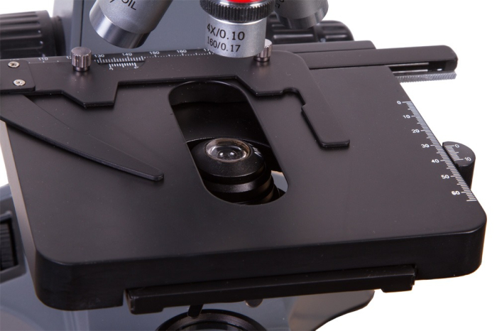 Microscop monocular Levenhuk 700M [14]