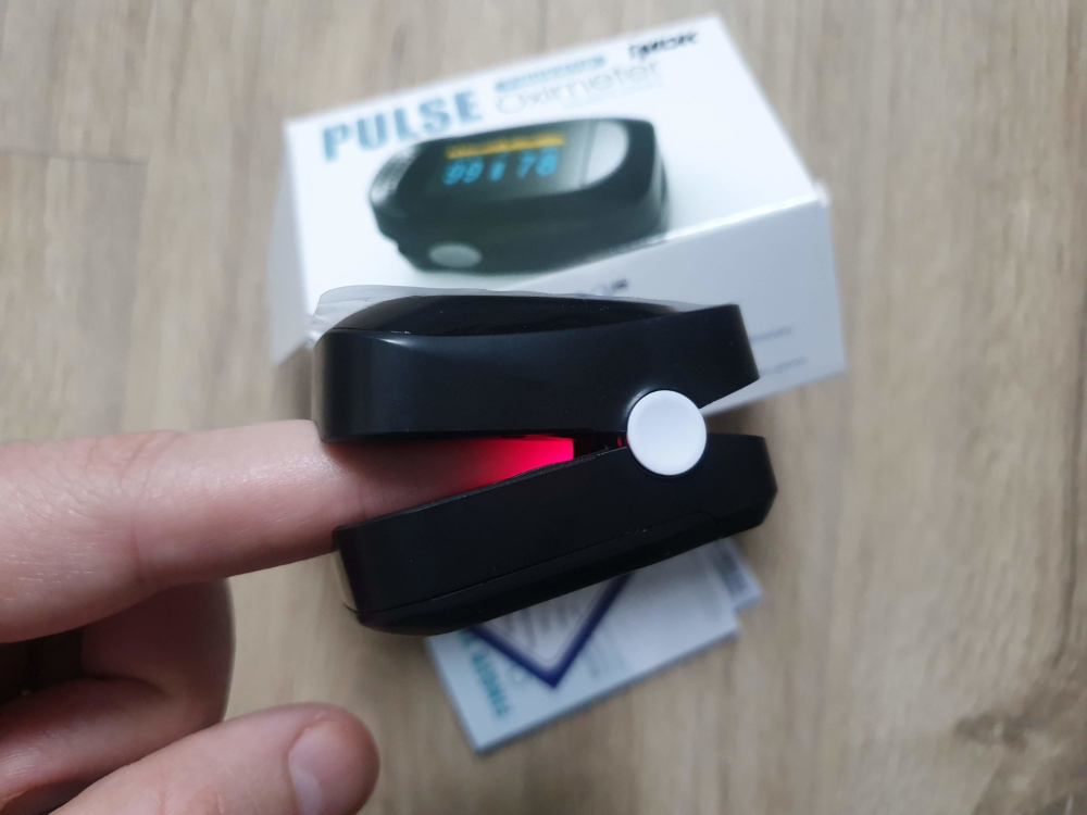 Pulsoximetru medical pentru deget [9]