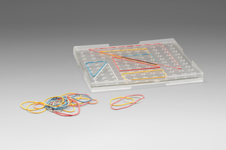 Geometrie - elemente intoductive - Geoboard, joc creativ cu elastice