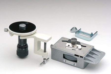 Accesorii microscoape - Microtom cu masa de lucru