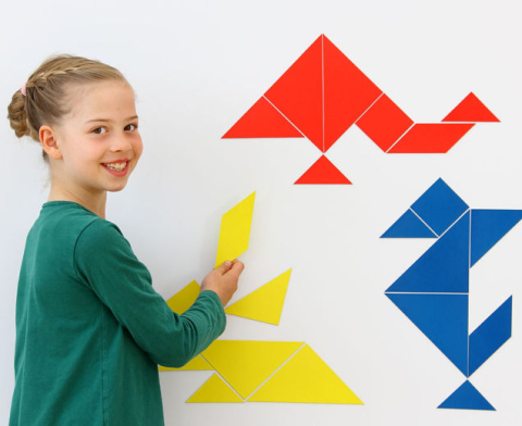 Geometrie - elemente intoductive - Set Tangram 4 culori, 28 piese MAGNETICE