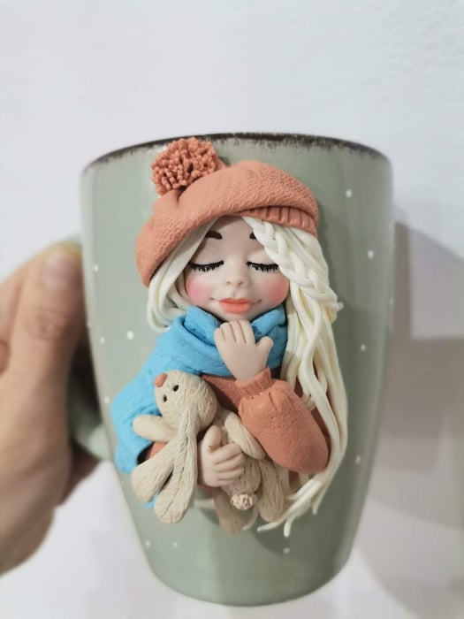 Mulaj cap femeie cu ochii închiși [2]