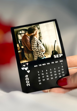 Calendar magnetic 2024 [8]