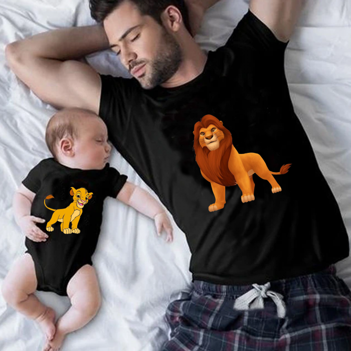 Set Tricouri Tată și Fiu – Model Rege Leu (Simba & Mufasa) [1]
