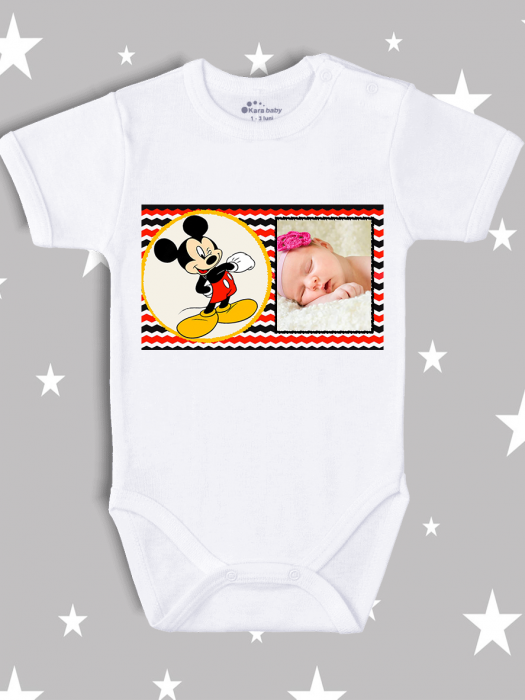 Body bebeluș personalizat cu poza fundal Mickey Mouse [1]