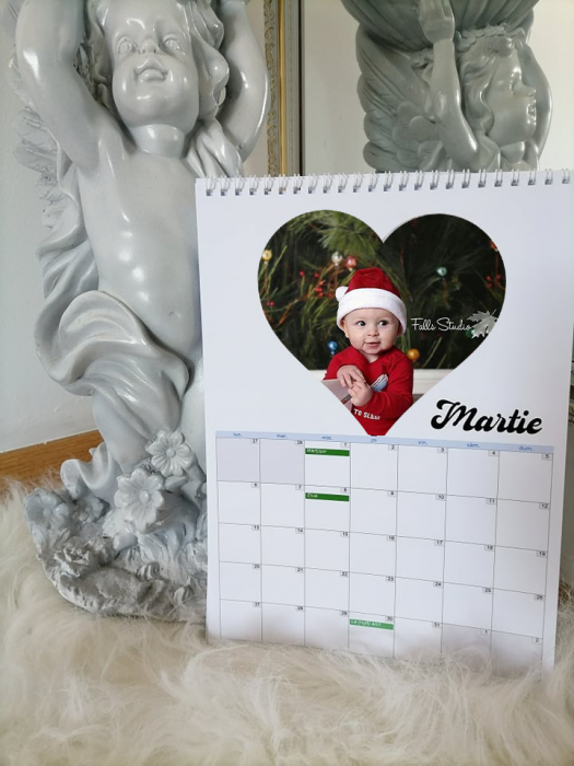 Calendar personalizat 2023 cu poza ta [2]