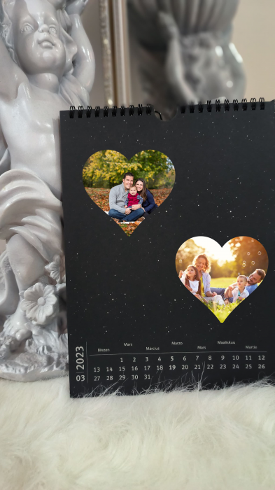 Calendar personalizat 2023 - Poze in formă de inimă [1]