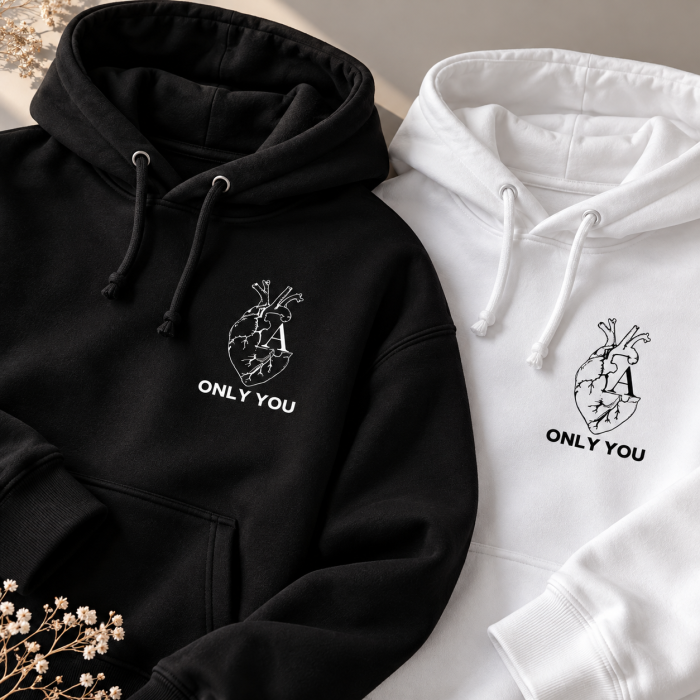Set Hanorace Cuplu Personalizate „Only You” – Inimă cu Inițială [2]