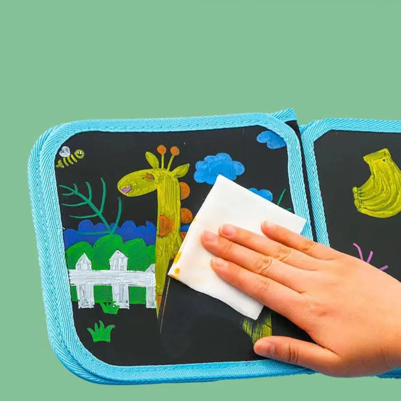 Caiet tip tablă neagră pentru desen, reutilizabil, cu marker magic, design compact și portabil, pentru copii până la 4 ani [4]