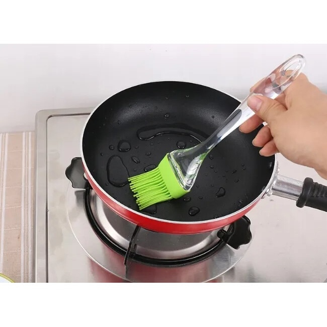 Pensulă de Bucătărie din Silicon, Rezistentă la Temperaturi -40°C până la +200°C, Mâner Ergonomic Antiderapant, 17 cm, Potrivită pentru Teflon, Ceramică și Granit [4]