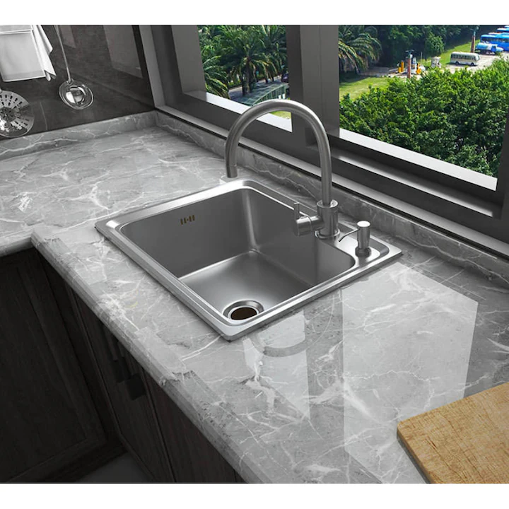 Tapet adeziv marmură gri 60×300 cm, PVC rezistent la apă și uzură, durabil și gros, montare simplă, pentru pereți și mobilă [2]