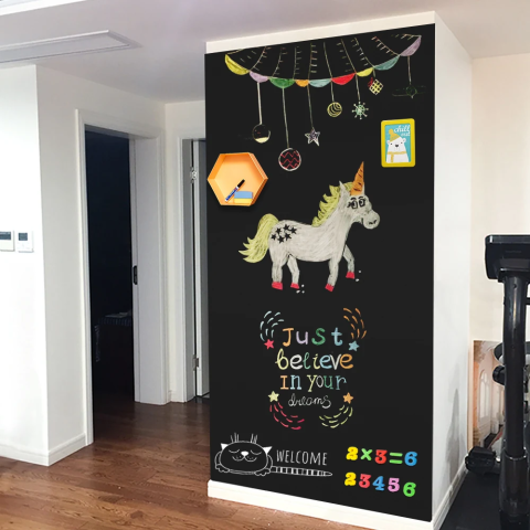 Autocolant de perete tip tablă cu cretă 200×45 cm, autoadeziv ecologic, ștergere uscată, instalare ușoară, ideal pentru cameră copii și clasă [3]