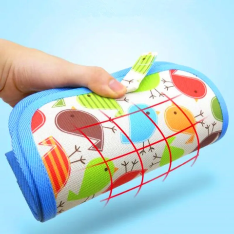 Caiet tip tablă neagră pentru desen, reutilizabil, cu marker magic, design compact și portabil, pentru copii până la 4 ani [8]